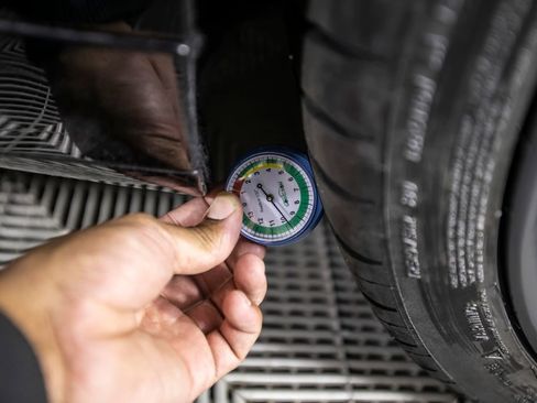 Used 2016 Tesla Model S P90D image 43