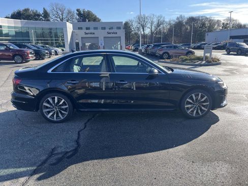 Used 2022 Audi A4 2.0T Premium Plus w/ Premium Plus Package image 2