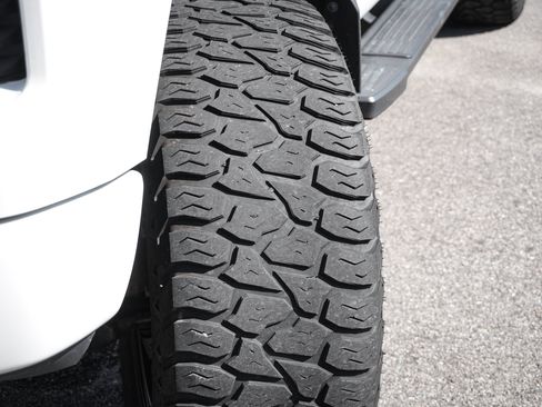 Used 2024 Chevrolet Silverado 1500 RST AWD/4WD image 14