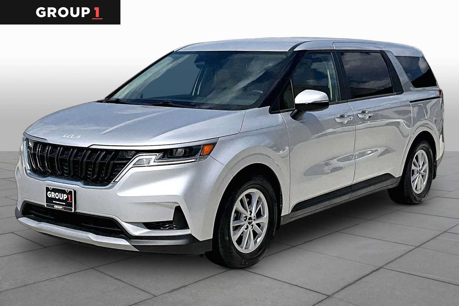 Used 2022 Kia Carnival LX FWD image 1