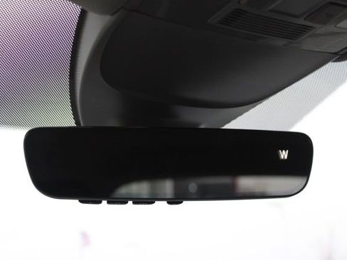 New 2026 Volkswagen Taos SE image 33