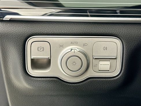 Certified 2024 Mercedes-Benz GLE 450 4MATIC image 10