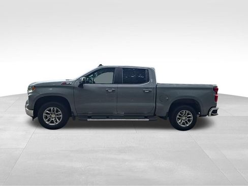 Used 2024 Chevrolet Silverado 1500 LT w/ Z71 Off-Road Package AWD/4WD image 15