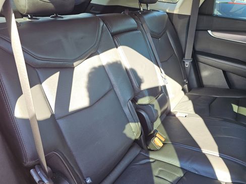 Used 2019 Cadillac XT5 Luxury image 15