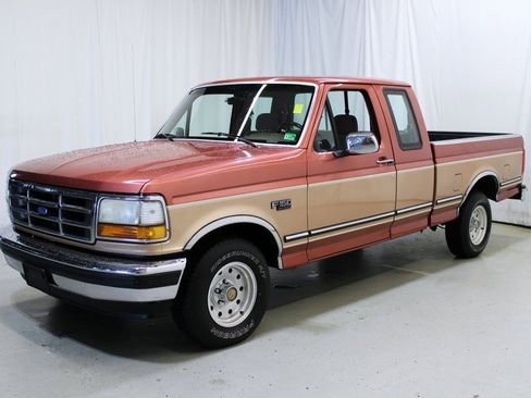 Used 1994 Ford F150 XL image 3