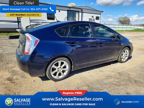 Used 2013 Toyota Prius Four w/ Deluxe Solar Roof Pkg image 4