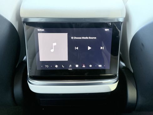 Used 2022 Tesla Model X Plaid image 70