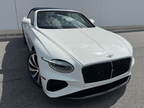 New 2026 Bentley Continental GTC image 1