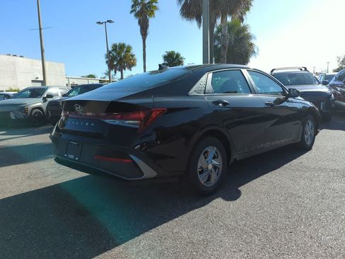 New 2026 Hyundai Elantra SE FWD image 7