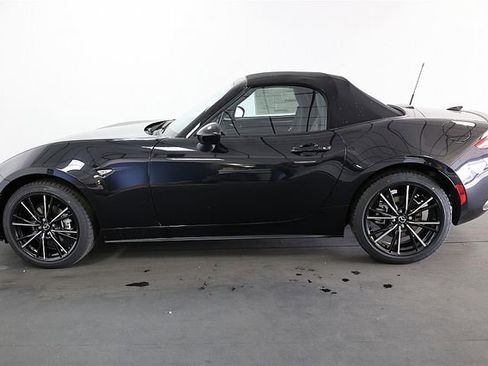 New 2025 MAZDA MX-5 Miata Grand Touring w/ Weather Package image 6