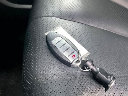Certified 2024 Nissan Murano SL FWD image 15