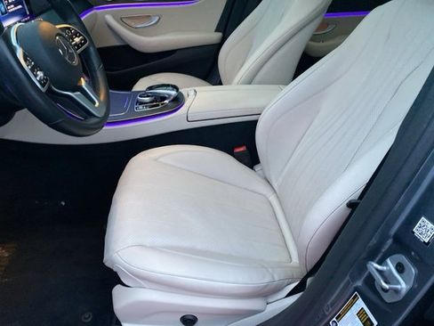 Used 2020 Mercedes-Benz E 350 Sedan image 16