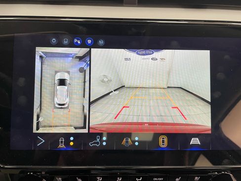 New 2027 Chevrolet Bolt RS w/ Technology Package FWD image 5