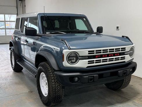 Used 2025 Ford Bronco Heritage Edition AWD/4WD image 4