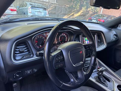 Used 2019 Dodge Challenger SXT AWD/4WD image 14