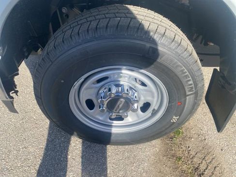 New 2025 Ford F250 XL w/ 360-Degree Camera Package image 10