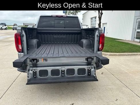 Certified 2025 GMC Sierra 1500 Denali w/ Denali Reserve Package AWD/4WD image 23