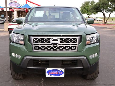 Used 2024 Nissan Frontier SV w/ SV Convenience Package RWD image 9