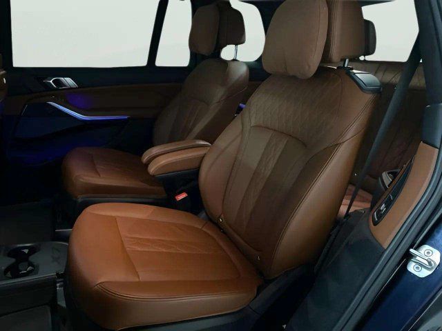 Used 2024 BMW X7 M60i w/ Executive Package AWD/4WD image 69