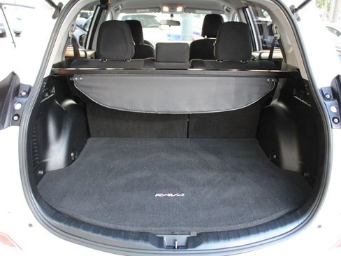 Used 2016 Toyota RAV4 LE FWD image 26
