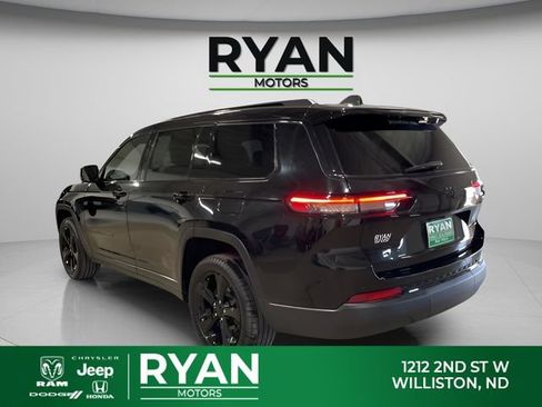 Used 2019 RAM 1500 Big Horn AWD/4WD image 5