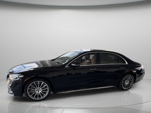 Certified 2026 Mercedes-Benz S 580 4MATIC Sedan image 2
