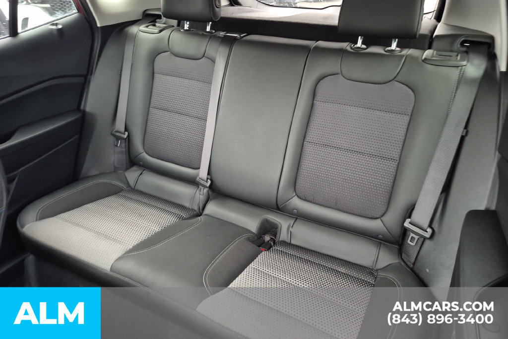 Used 2025 Chevrolet Trax LT FWD image 15
