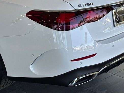 New 2026 Mercedes-Benz E 350 4MATIC Sedan image 6