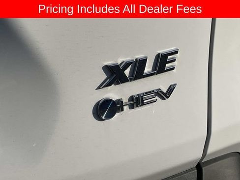 Used 2025 Toyota RAV4 XLE w/ Convenience Package AWD/4WD image 11