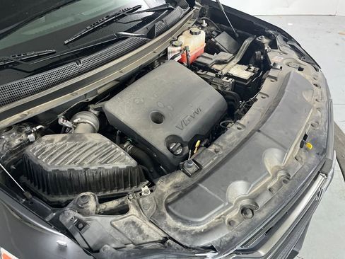 Used 2021 Chevrolet Traverse Premier w/ Redline Edition image 11