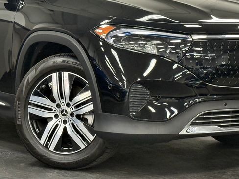 Used 2024 Mercedes-Benz EQB 300 4MATIC image 4