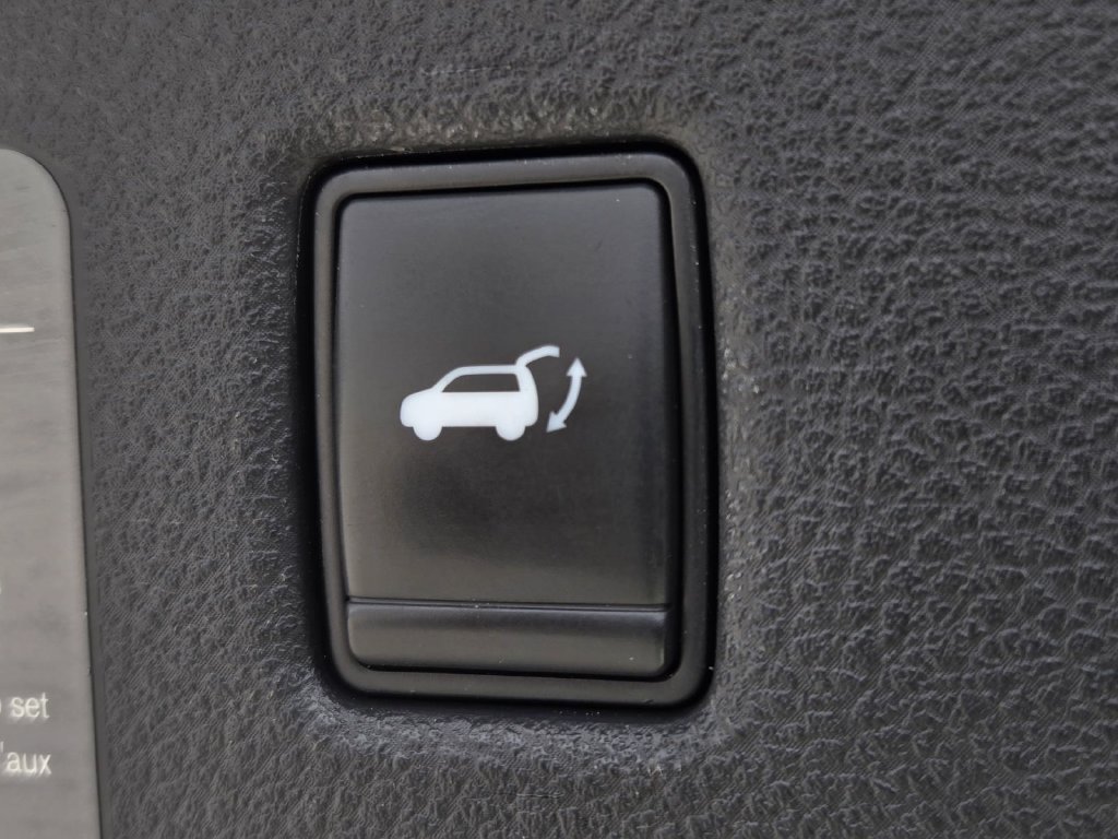 Used 2021 INFINITI QX50 Luxe FWD image 11