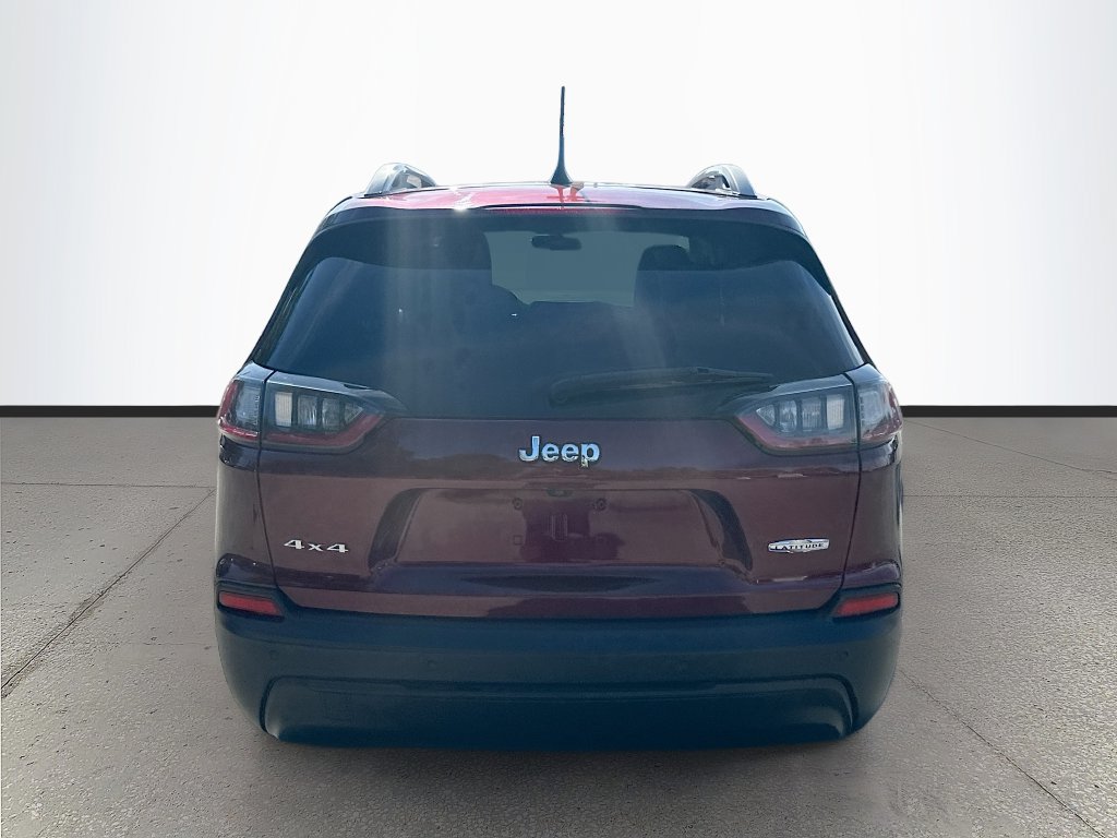 Used 2020 Jeep Cherokee Latitude w/ Cold Weather Group AWD/4WD image 6
