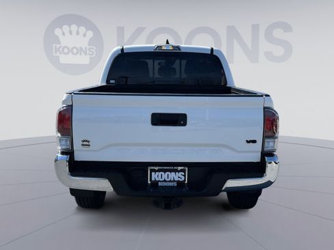 Used 2023 Toyota Tacoma TRD Off-Road image 5