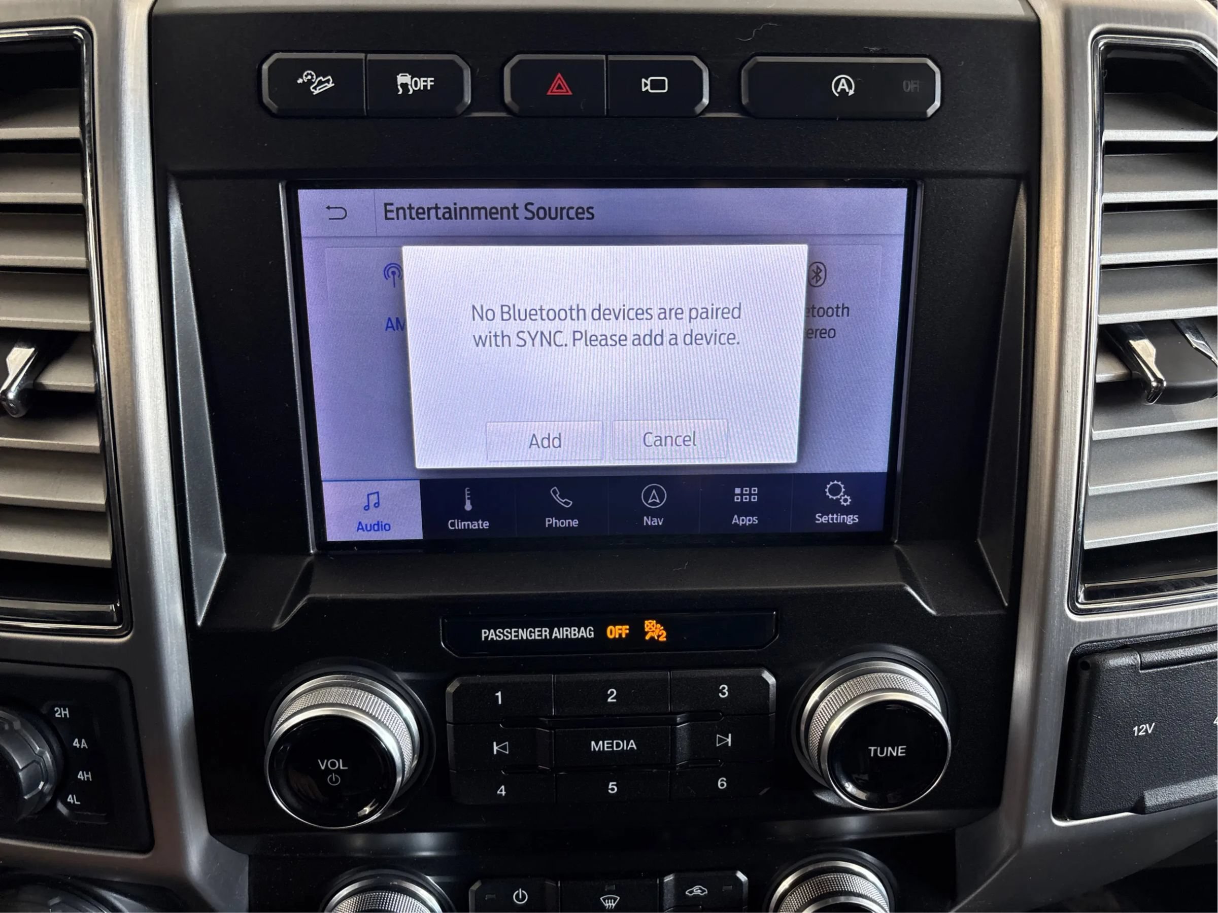 Used 2019 Ford F150 Platinum w/ Equipment Group 701A Luxury AWD/4WD image 45