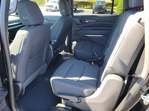 New 2026 Chevrolet Traverse LT w/ Sun and Wheel Package image 7