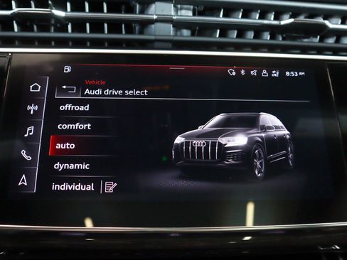 Used 2024 Audi Q7 2.0T Premium image 25