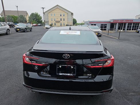Certified 2026 Toyota Camry SE w/ Convenience Package FWD image 4