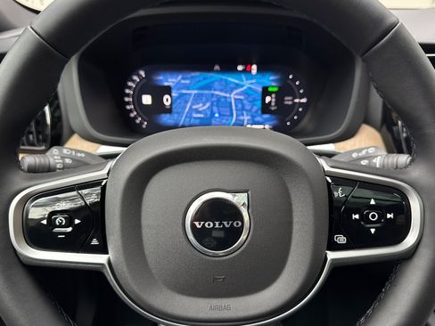 New 2026 Volvo XC60 T8 Plus w/ Climate Package PRO AWD/4WD image 21