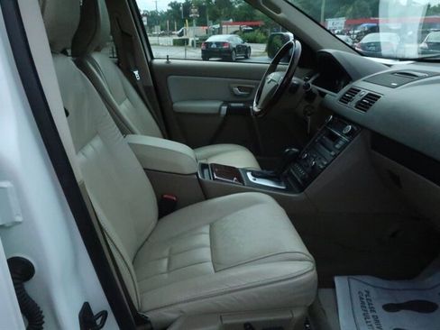 Used 2013 Volvo XC90 3.2 image 27