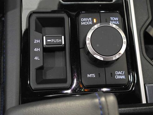 Certified 2025 Toyota Sequoia Platinum w/ TRD Off-Road Package AWD/4WD image 17