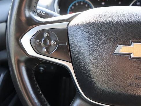 Used 2018 Chevrolet Traverse LT image 37