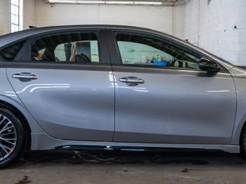 Used 2023 Kia Forte GT-Line image 5