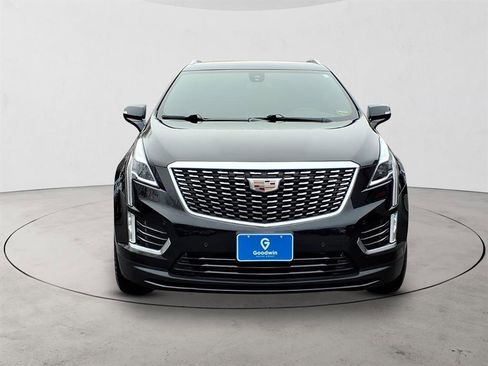 Certified 2022 Cadillac XT5 Luxury image 2