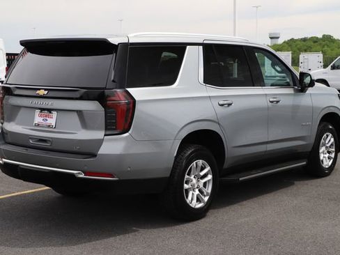 Used 2025 Chevrolet Tahoe LT AWD/4WD image 6