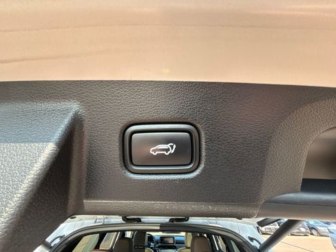 Used 2022 Kia Telluride SX w/ SX Prestige Package AWD/4WD image 34