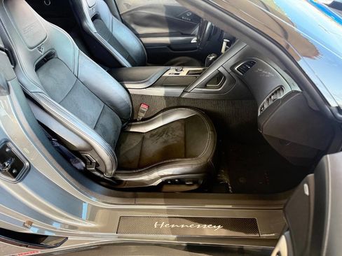 Used 2015 Chevrolet Corvette Z06 w/ 3LZ Preferred Equipment Group image 50