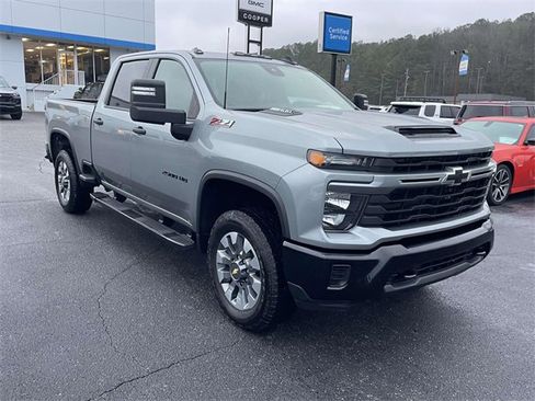 Certified 2024 Chevrolet Silverado 2500 Custom w/ Custom Value Package image 6