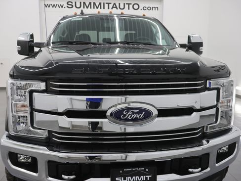 Used 2019 Ford F350 Lariat w/ Chrome Package image 20