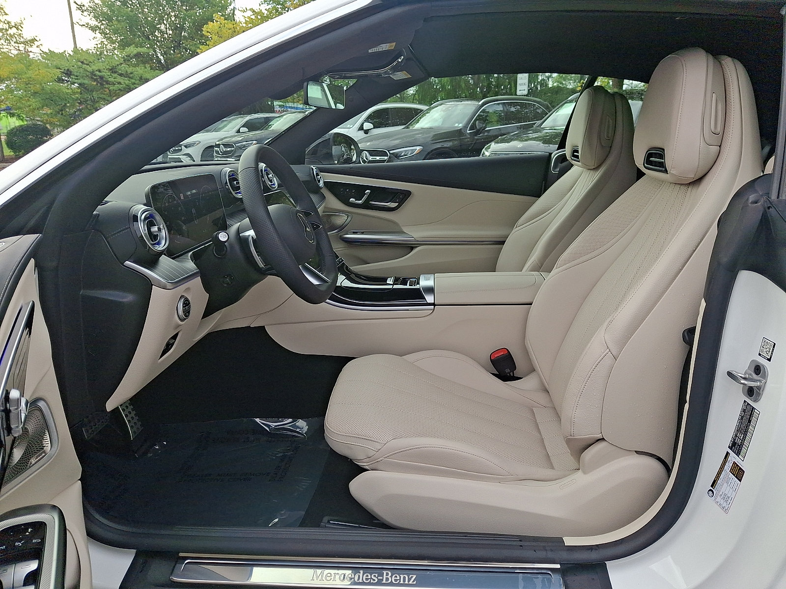 Certified 2024 Mercedes-Benz CLE 450 4MATIC Cabriolet image 13